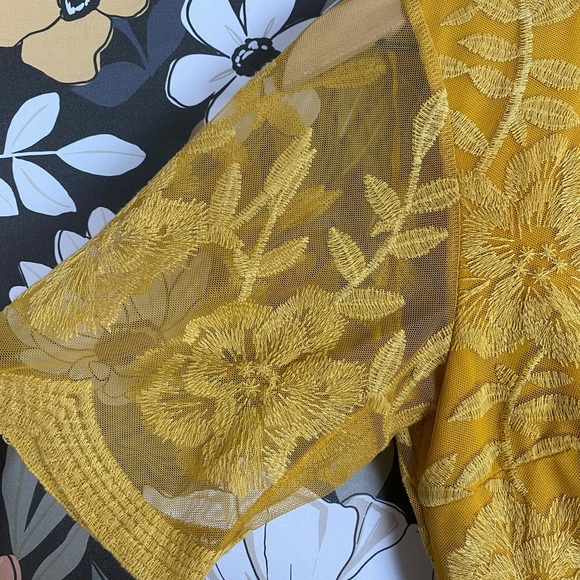 PinkBlush Mustard Lace Overlay Maternity Maxi Dress Boho Women Size Medium - Picture 4 of 11